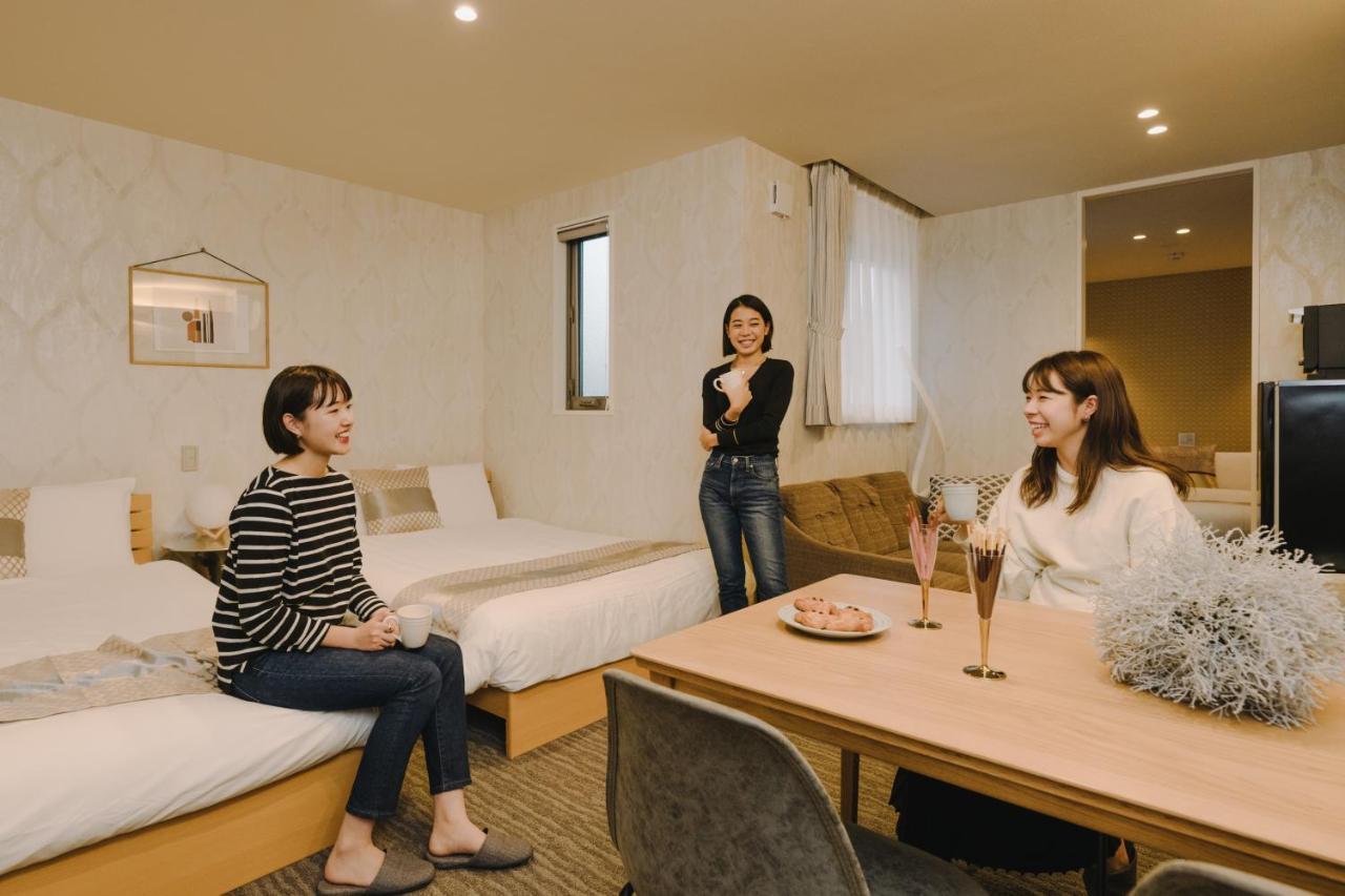 Grand Base Gion Villa Fukuoka  Bagian luar foto